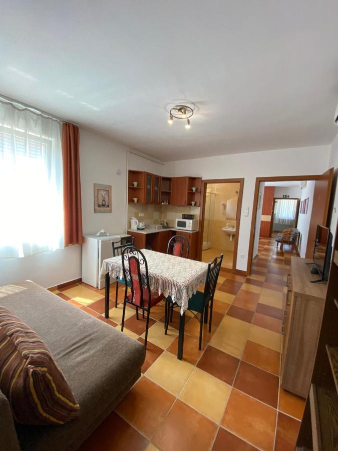 Gabi Lux Apartman Apartman Hajdúszoboszló Kültér fotó